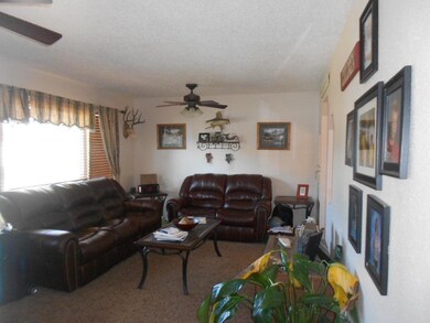 Living Room<|><|>