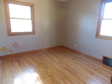 2309 E Leroy Ave, Saint Francis, WI 53235 - photo 6