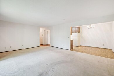 4360 Brookside Ct unit 206, Edina, MN 55436 - photo 5