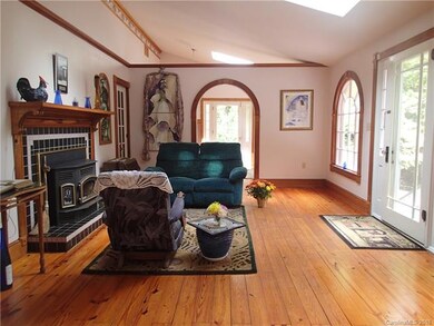 701 Deacon Rd, Burnsville, NC 28714 - photo 5