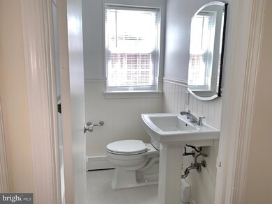 132 Cricket Ave unit 1-C, Ardmore, PA 19003 - photo 6