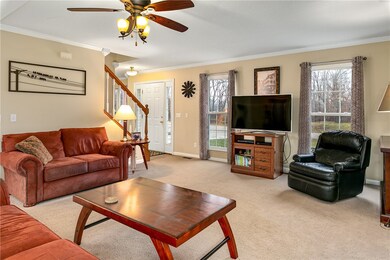 9733 E Bloomfield Hills Dr, Effingham, IL 62401 - photo 7