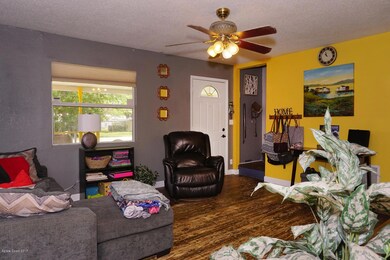 1411 Highland Ct-47