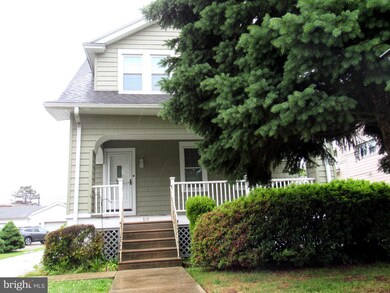 210 W Winona Ave, Norwood, PA 19074 - photo 2