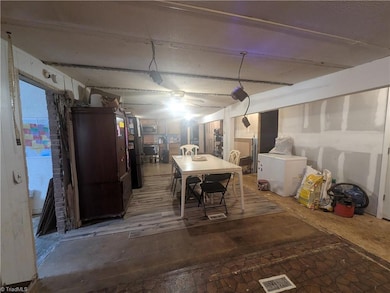 1968 Noahtown Rd, Thomasville, NC 27360 - photo 5