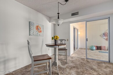 10549 W Palmeras Dr, Sun City, AZ 85373 - photo 6