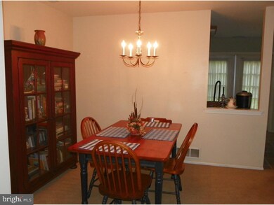 731 Garrison Ct unit 731, West Deptford, NJ 08051 - photo 5