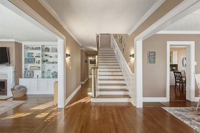 1303 SW Pembroke Ln, Topeka, KS 66604 - photo 5