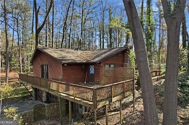 1091 Cole Dr SW, Lilburn, GA 30047 - photo 4