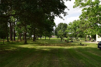 7825 James St unit B, Pearland, TX 77584 - photo 5