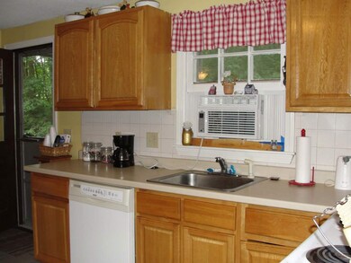 99 Granite St, Londonderry, NH 03053 - photo 6