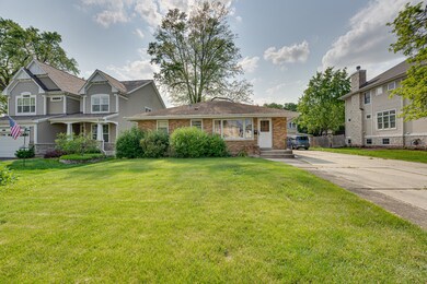 1221 N Webster St, Naperville, IL 60563 - photo 2