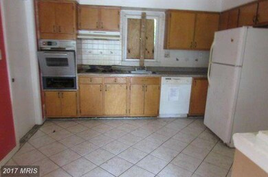 5319 Upshur St, Bladensburg, MD 20710 - photo 3