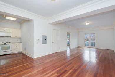 2 Dearfield Dr unit 2B, Greenwich, CT 06831 - photo 6