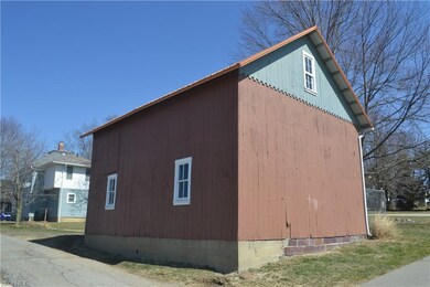 2 Story Garage/Barn
