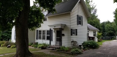 502 E Lincoln Ave, Ionia, MI 48846 - photo 5