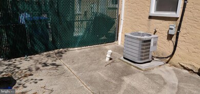 810 N Central Ave, Baltimore, MD 21202 - photo 7