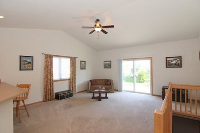 150 Elliott Ln unit 150, Oregon, WI 53575 - photo 3
