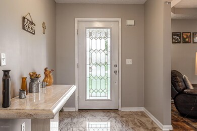 338 Kingswood Drive-20