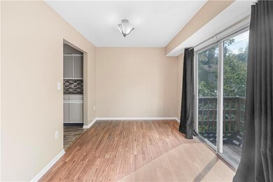 886 Maryland Ct, Whitehall, PA 18052 - photo 6