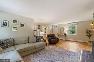 175 Locust St, Warrenton, VA 20186 - photo 5