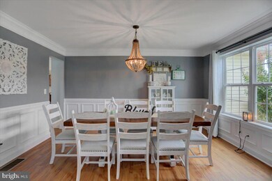 9383 Lindale Ave, Greencastle, PA 17225 - photo 5