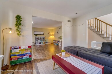 2 Railroad Ave, Middletown, NJ 07748 - photo 6