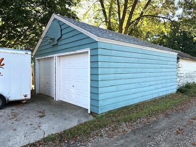 207 N 6th St, Montevideo, MN 56265 - photo 4