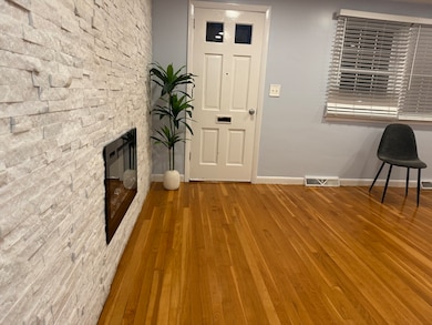 7 Champlain Rd unit 1, Salem, MA 01970 - photo 3