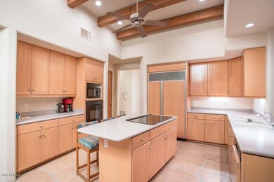 05 Kitchen