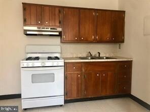 35 Third Ave unit 2, Halethorpe, MD 21227 - photo 4