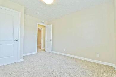 unlisted-address, Sylmar, CA 91342 - photo 7