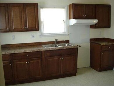 82 Lawson Ave, Acushnet, MA 02743 - photo 6