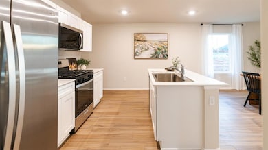 14228 Trickling Way, Yukon, OK 73099 - photo 3