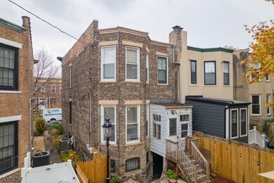 257 Woodlawn Ave, Jersey City, NJ 07305 - photo 4