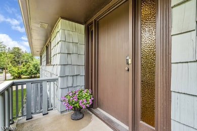 366 E Saddle River Rd, Upper Saddle River, NJ 07458 - photo 5