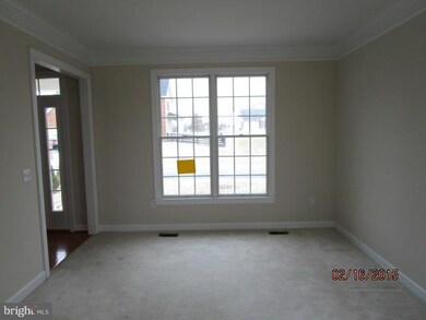 13613 Halifax Dr, Hagerstown, MD 21742 - photo 3