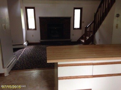 1220 Kensington Dr, East Stroudsburg, PA 18301 - photo 4