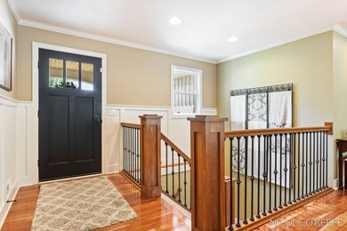 Entry with room to move