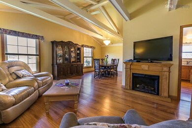 853 Camelot Ct unit 3, Crystal Lake, IL 60014 - photo 7