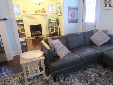 728 W Lapeer St, Lansing, MI 48915 - photo 4