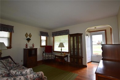 854 5th St, Struthers, OH 44471 - photo 4