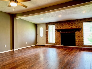 3022 Goodson Loop, Pinehurst, TX 77362 - photo 6