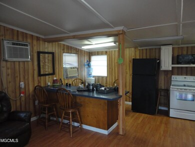 9129 Riverlodge Dr, Moss Point, MS 39562 - photo 7