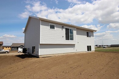 601 Cobblestone exterior rear 850