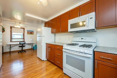 612 E 6th St S, Newton, IA 50208 - photo 7