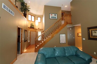 1020 Oak Dr, Raymore, MO 64083 - photo 5