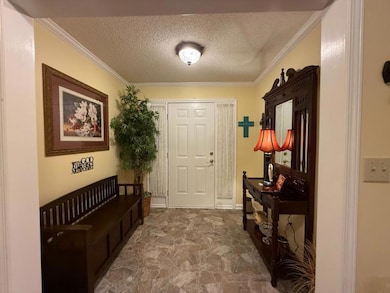 7 Foyer