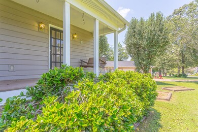 317 Mockingbird Lane-28
