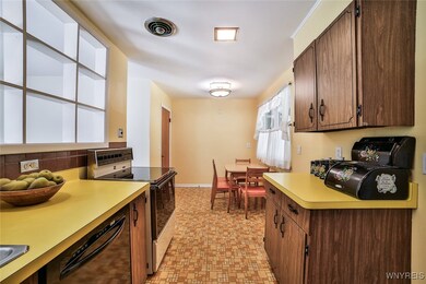 26 Devon Ln, Buffalo, NY 14221 - photo 7